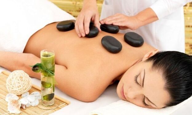 Tibetan medicine offers an effective approach to treating osteoarthritis, such as stone therapy